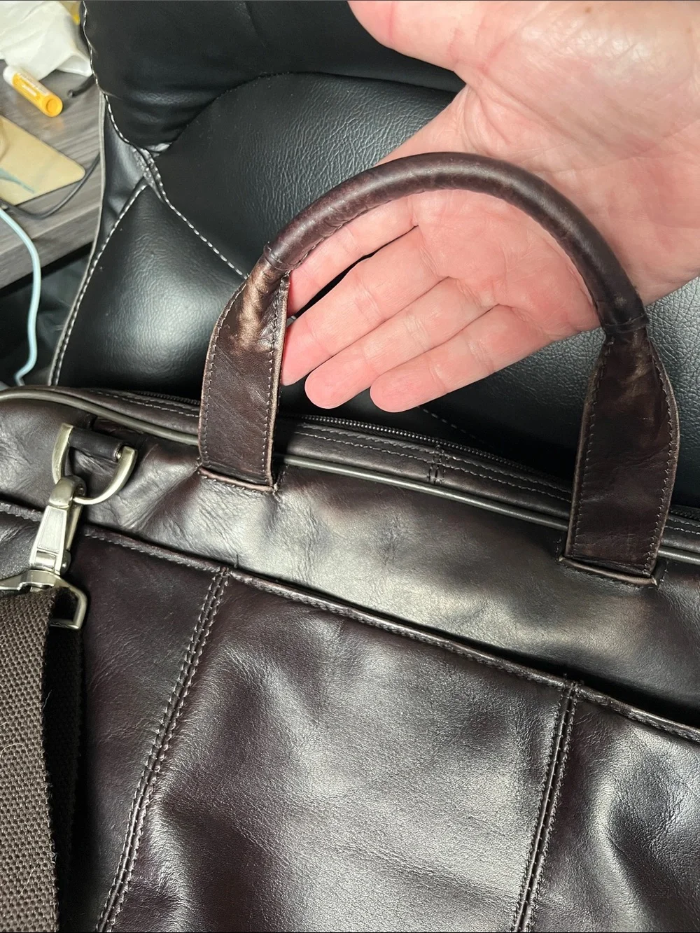 Kenneth Cole Reaction Brown Leather Briefcase Laptop Bag